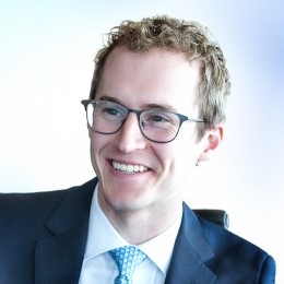 Headshot-ThomasSchneider