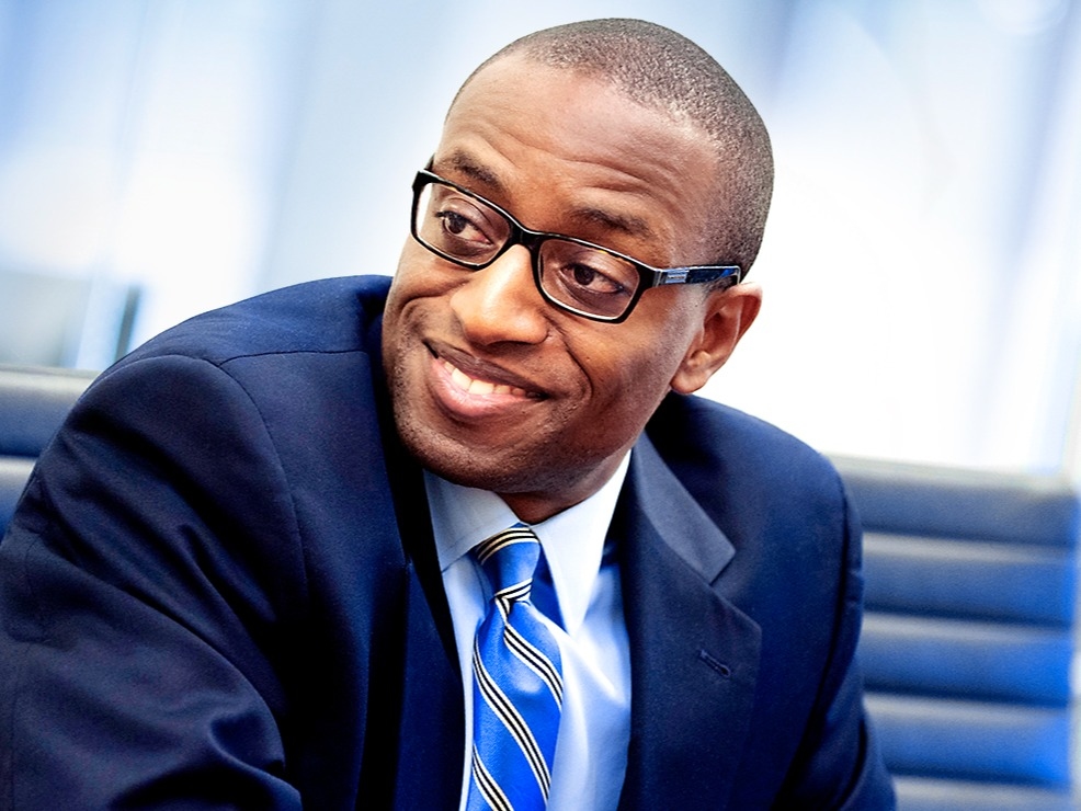 Headshot-AdeyDelbridge